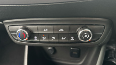 Vauxhall Crossland 1.2 Turbo Design 5dr Petrol Hatchback